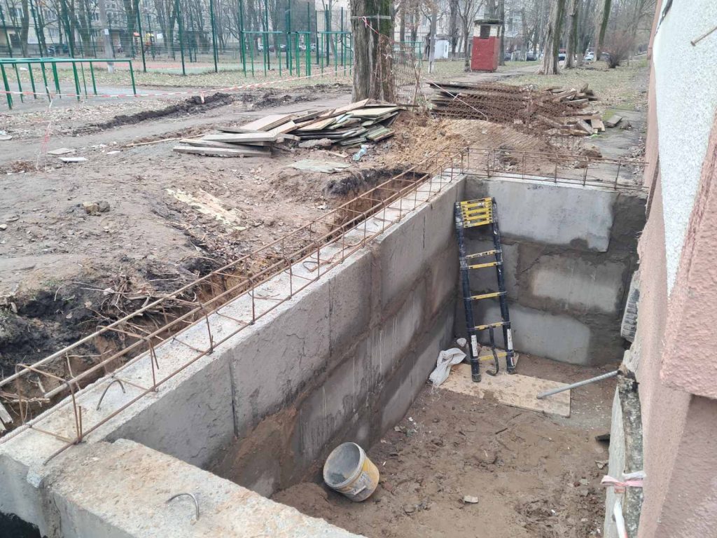 Поточний ремонт бомбосховищ в дитсадках і школах